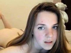 lustful-teen-enjoys-her-webcam-show