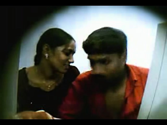 640px x 480px - Indian College Teen Fucked In Cyber Cafe Filmed By Hidden at DrTuber