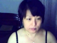 chinese-lady-on-webcam