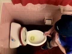 Gay feet licking pissing porn xxx Unloading In The Toilet