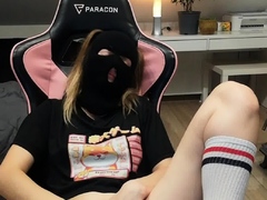 Skimask Cums on the Gaming chair